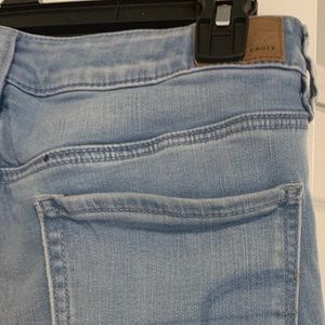 American Eagle Blue Jeans size 30 (9)